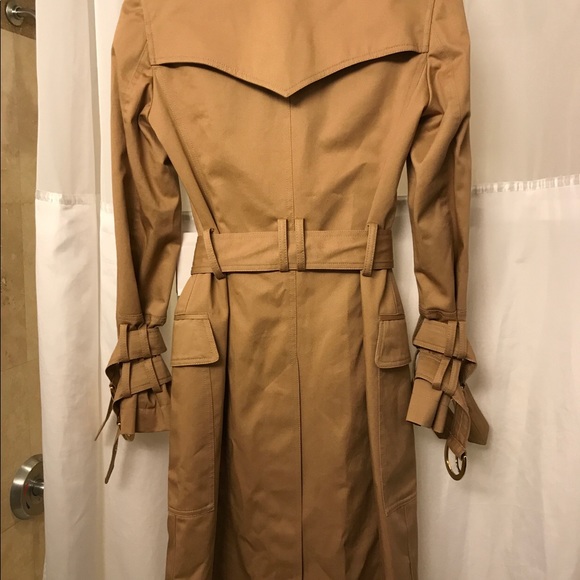 Balmain trench coat. - Picture 4 of 6